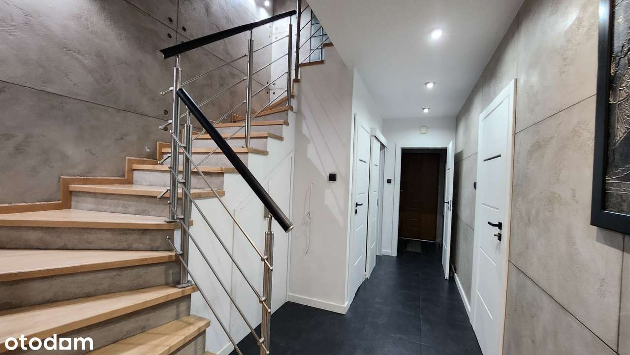 Nowoczesny dom z garażem i klimatyzacją-2