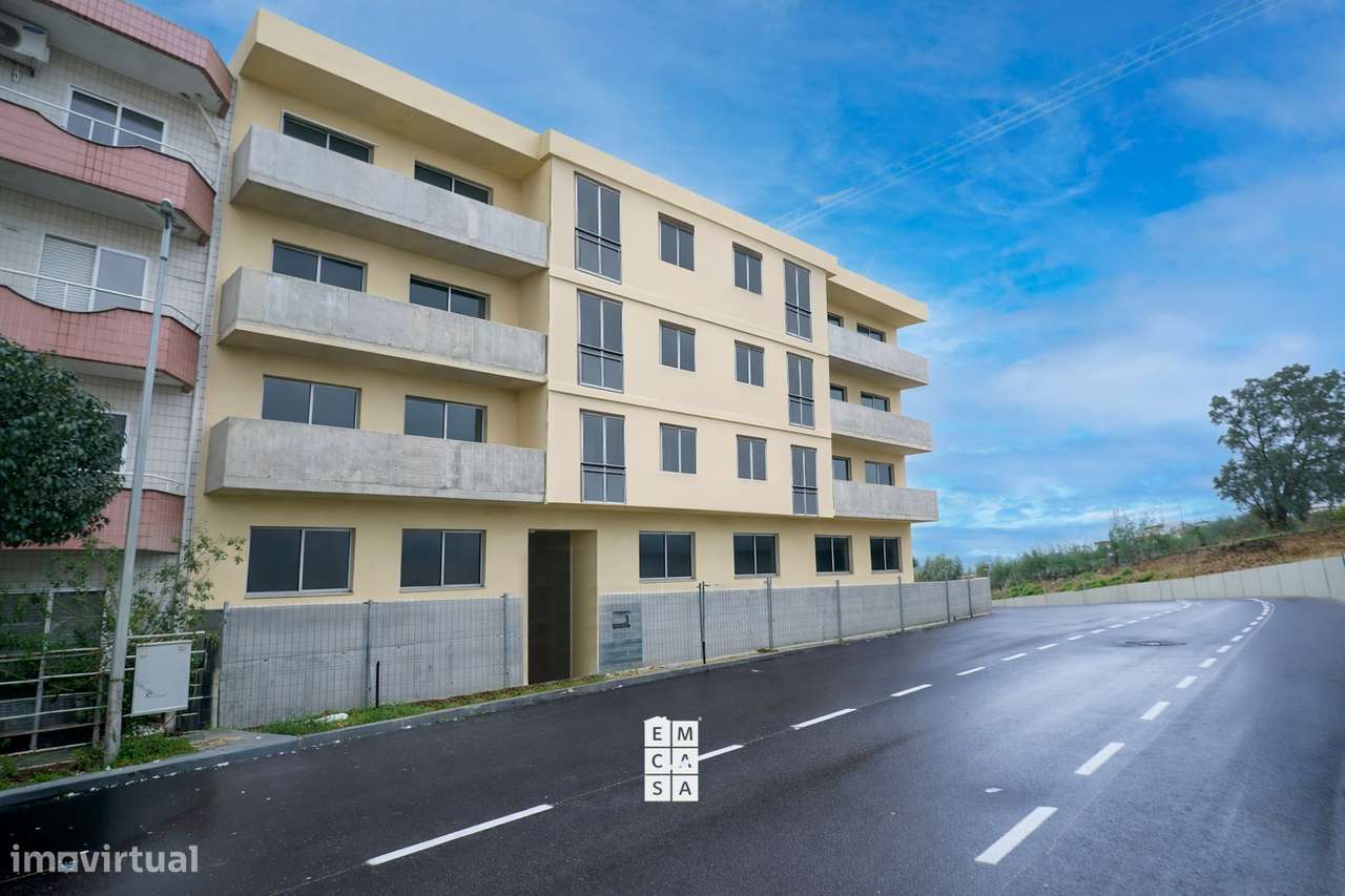 Apartamento T3 Venda em Oliveira de Azeméis, Santiago de Riba-Ul, Ul,-9