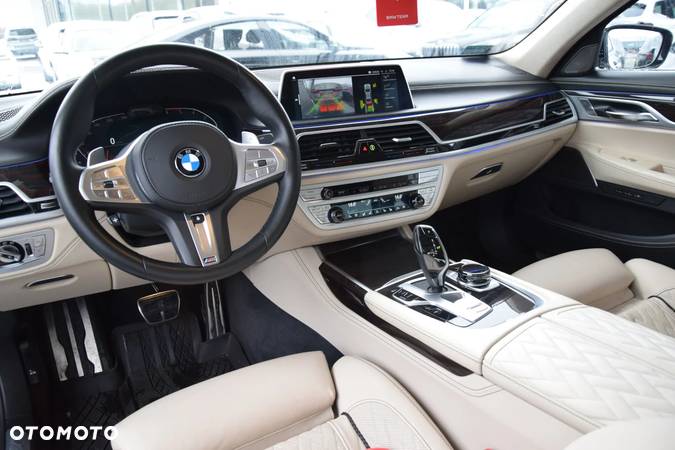 BMW Seria 7 750d xDrive sport - 14