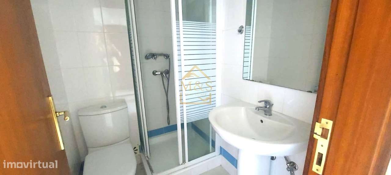 Apartamento T4 Duplex - Varandas - 2 Lug.Garagem - Porto-5