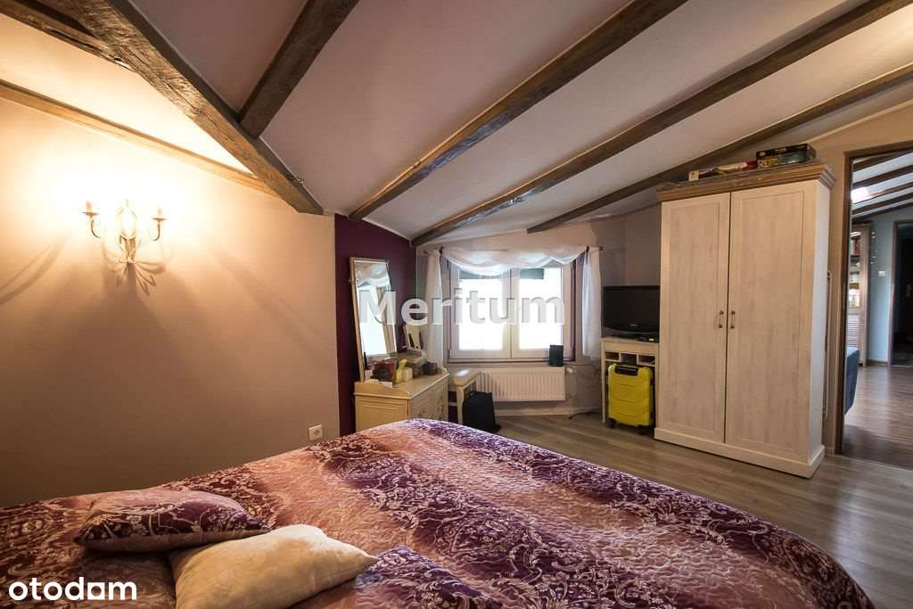 Mieszkanie na poddaszu.-1
