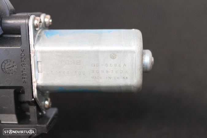 Motor Elevador Vidro Mercedes C180 - 4
