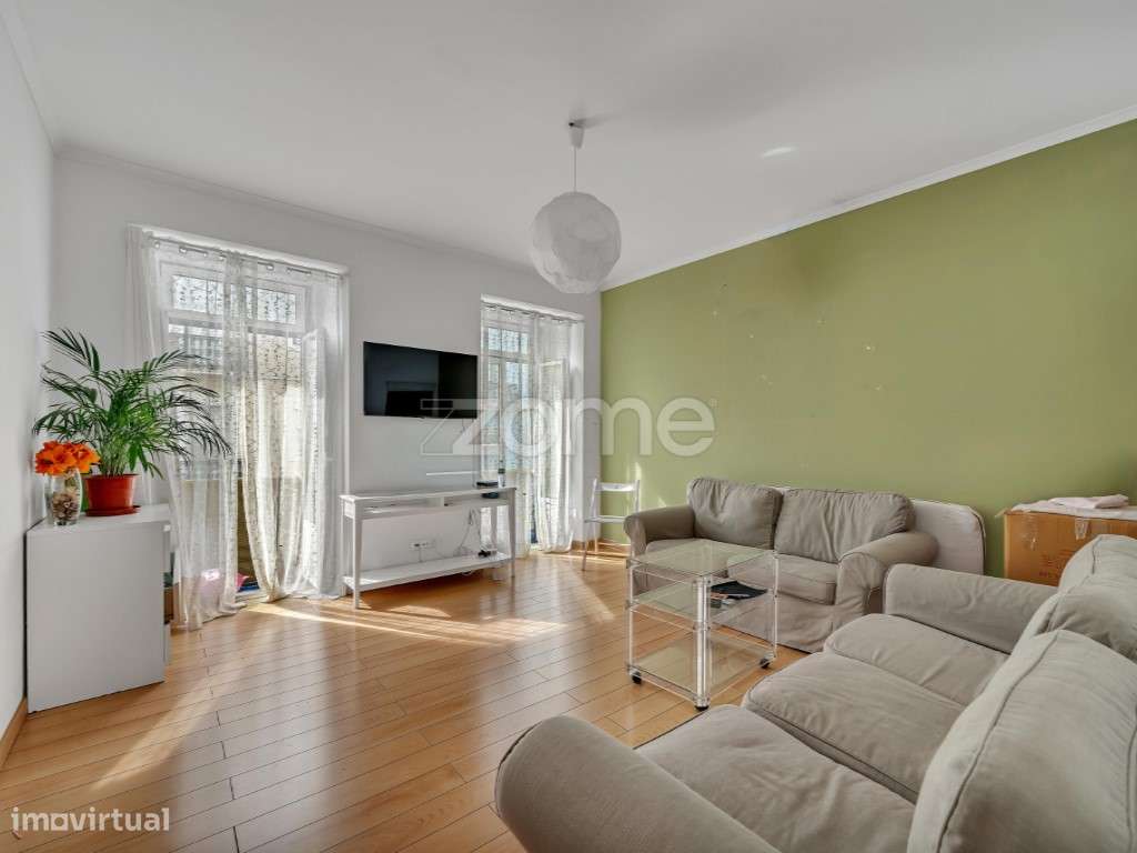 Apartamento T4 Intendente-11