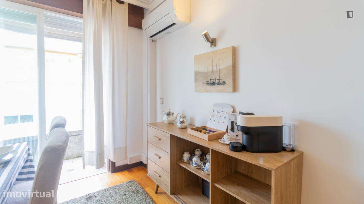 Apartamento com 1 quartos - localizado em Massarelos Porto - Grande imagem: 4/10