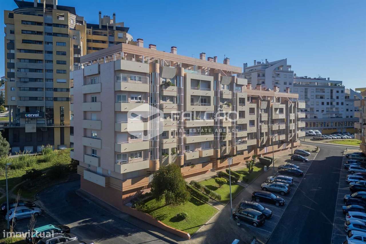 Apartamento T4 DUPLEX Venda em Santarém (Marvila), Santa Iria da Ribei-2