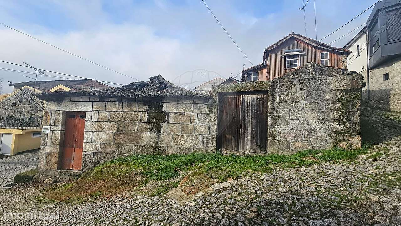 Moradia T2 para venda-3
