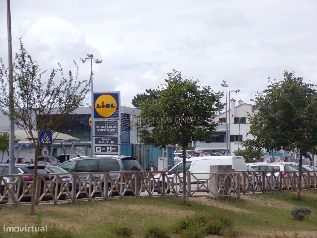 EXCLUSIVO - Apartamento T2 convertido em T1 - totalmente renovado, ...-26