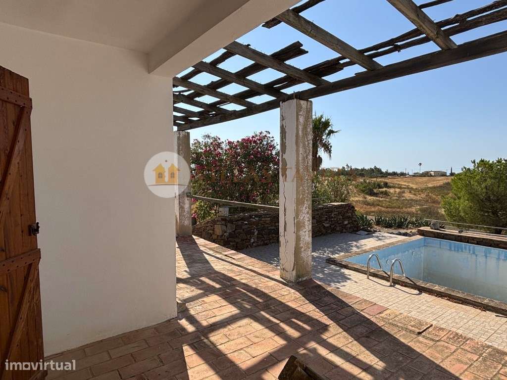 Moradia de estilo tradicional- Charme, vistas sob a Serra e Mar-51