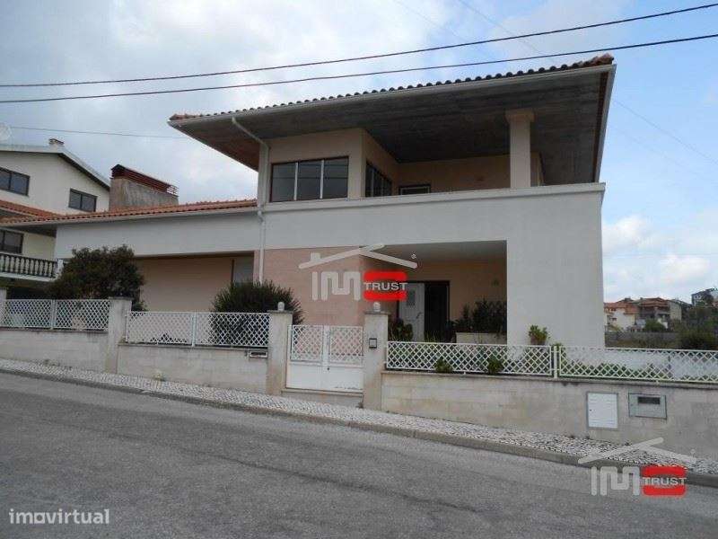 Moradia T5 - Grande imagem: 4/30