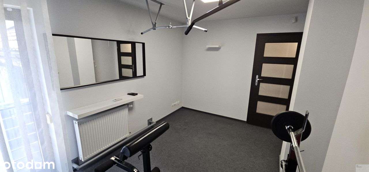 Nowoczesny, komfortowy i ekonomiczny dom-9