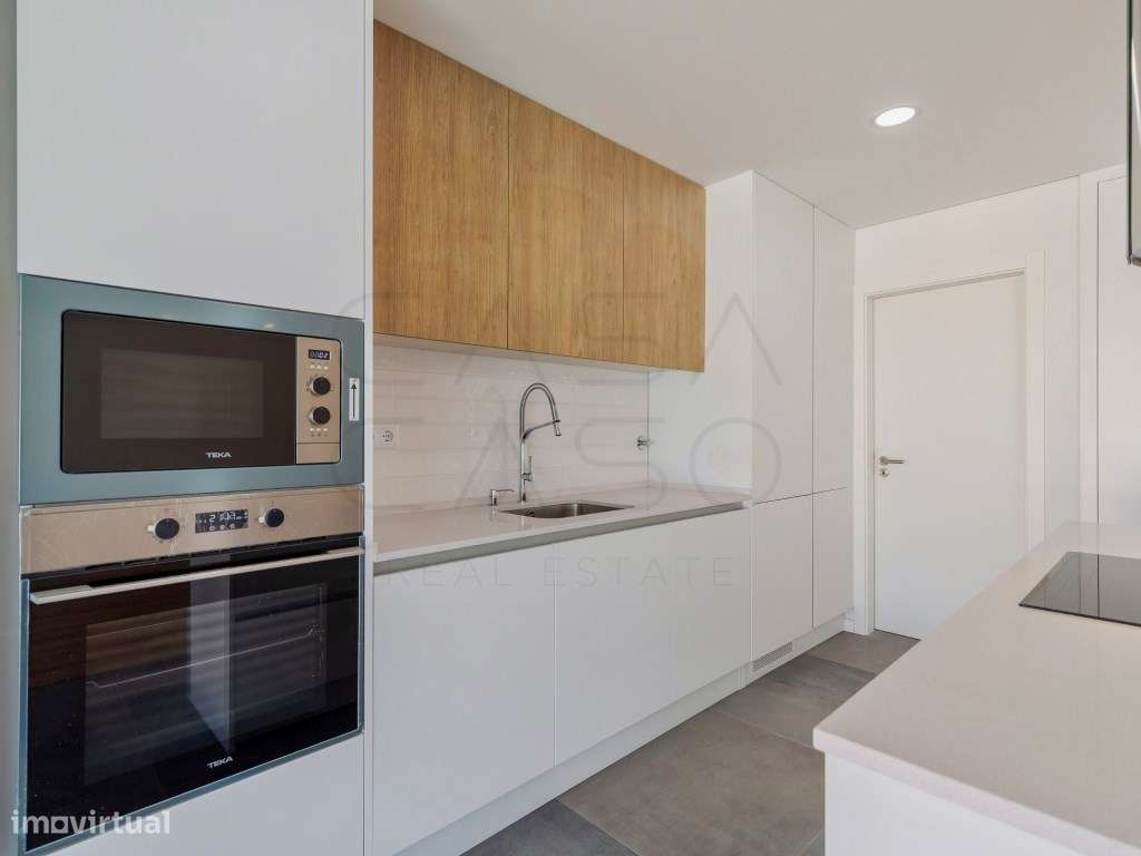 Moradia nova com garagem, piscina e jardim na Quinta da Amizade - Grande imagem: 5/25