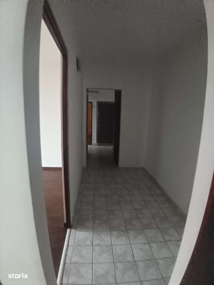 Vlad Tepes, 3 camere, decom., etaj 3-5