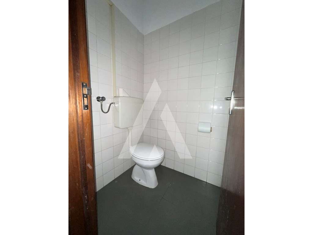 Edifício composto por Lojas e Escritórios no centro Histórico de Év...-7