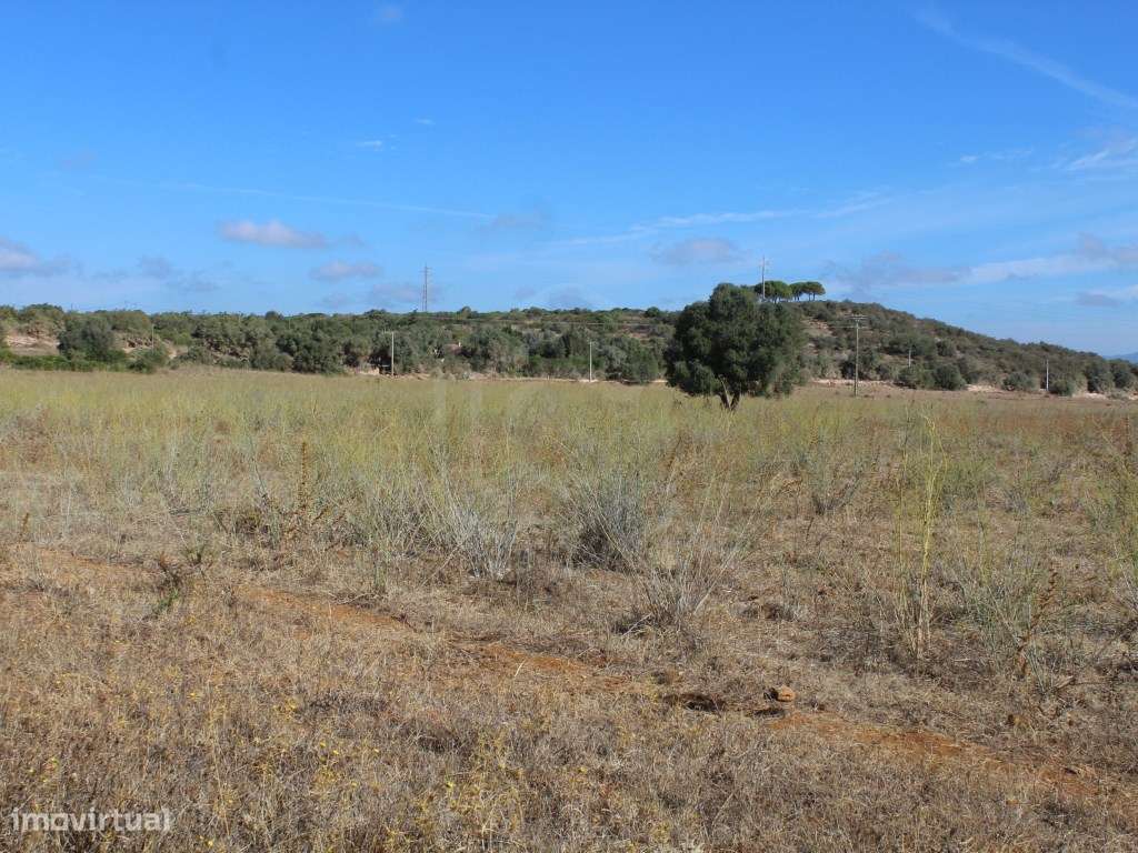 Terreno rústico com bastante potencial, Lagos, Algarve - Grande imagem: 2/16