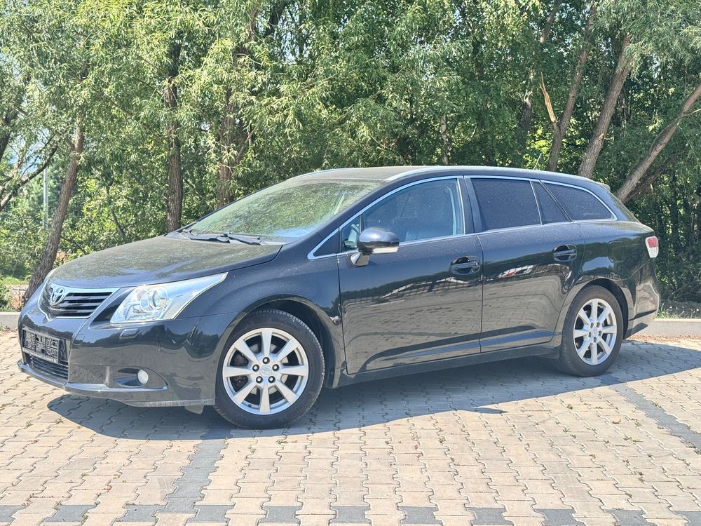 Toyota Avensis III (2009-) 1.8 Multidrive S Edition 2009