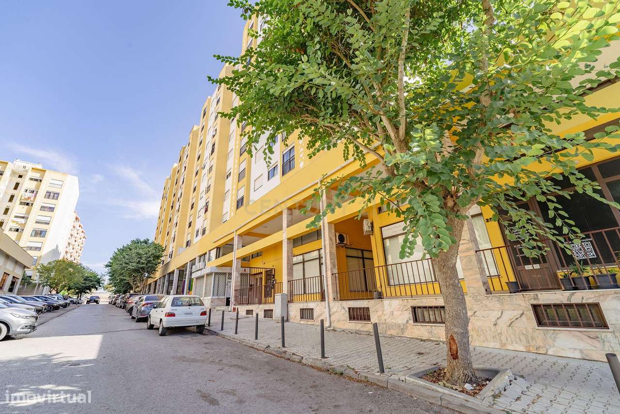 Apartamento T3 em Setúbal-36