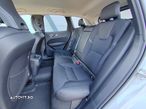 Volvo XC 60 B5 MHEV AT8 AWD Momentum Pro - 14