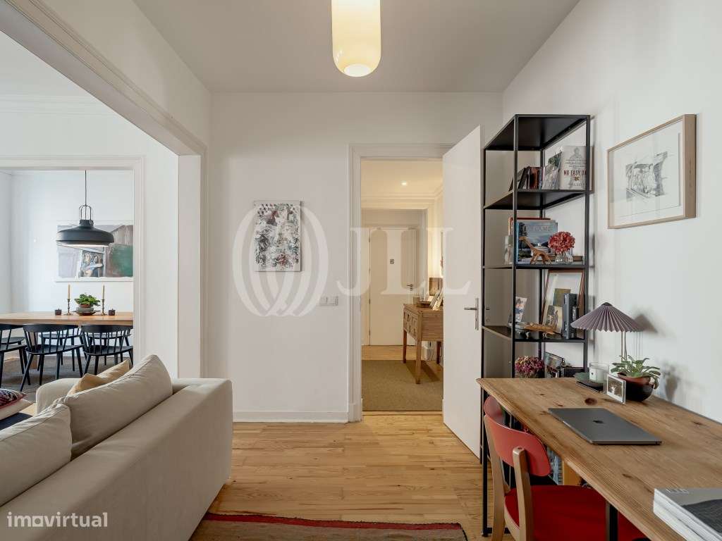 Apartamento T2+1 em prédio de charme na Lapa em Lisboa - Grande imagem: 5/30