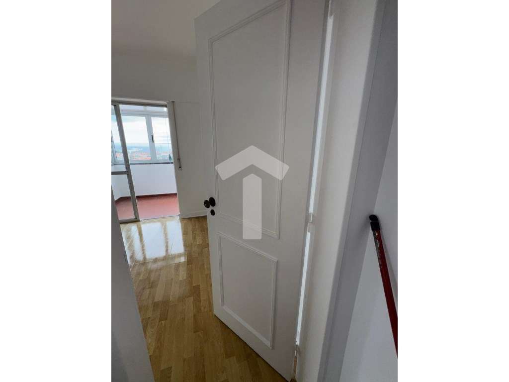 Apartamento T2 com Varanda e Vista Mar Deslumbrante - São João do E... - Grande imagem: 5/9