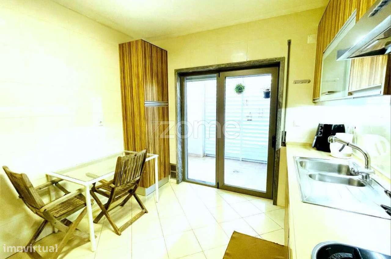 Apartamento T2 em Condomínio-3