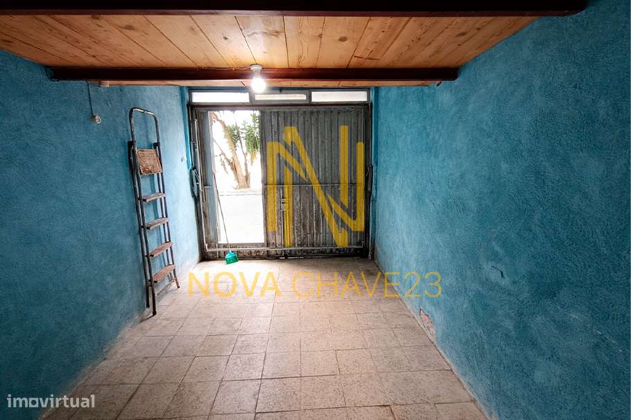 Armazém/Garagem em Mira-Sintra - Grande imagem: 3/7