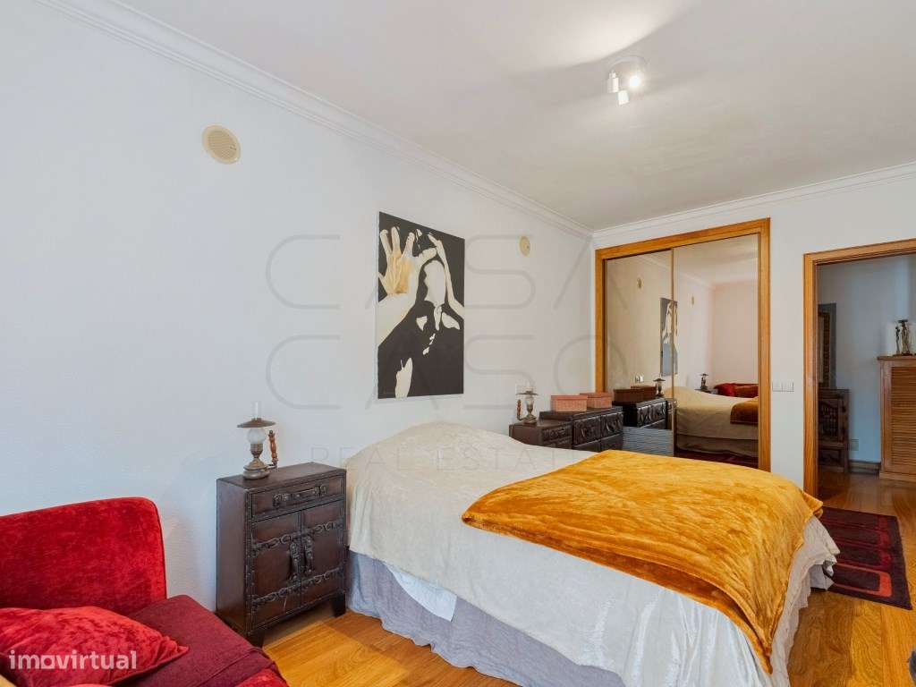Apartamento com 3 assoalhadas, parqueamento e arrecadação no Bairro...-16