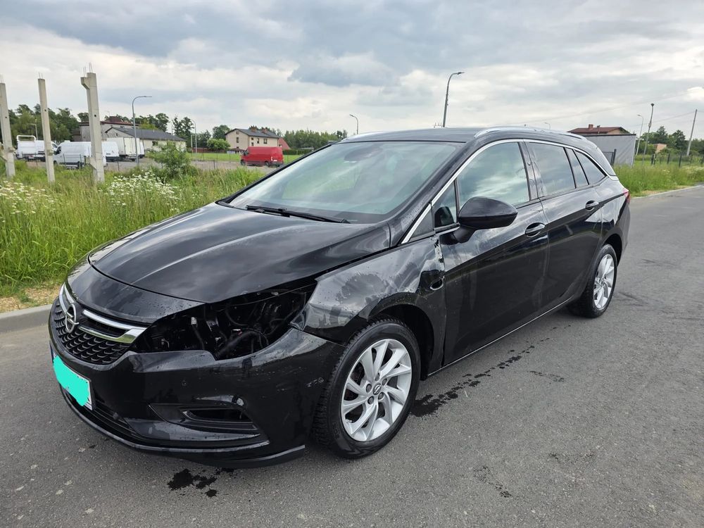 Opel Astra K 1.4 T Elite S&S 2017