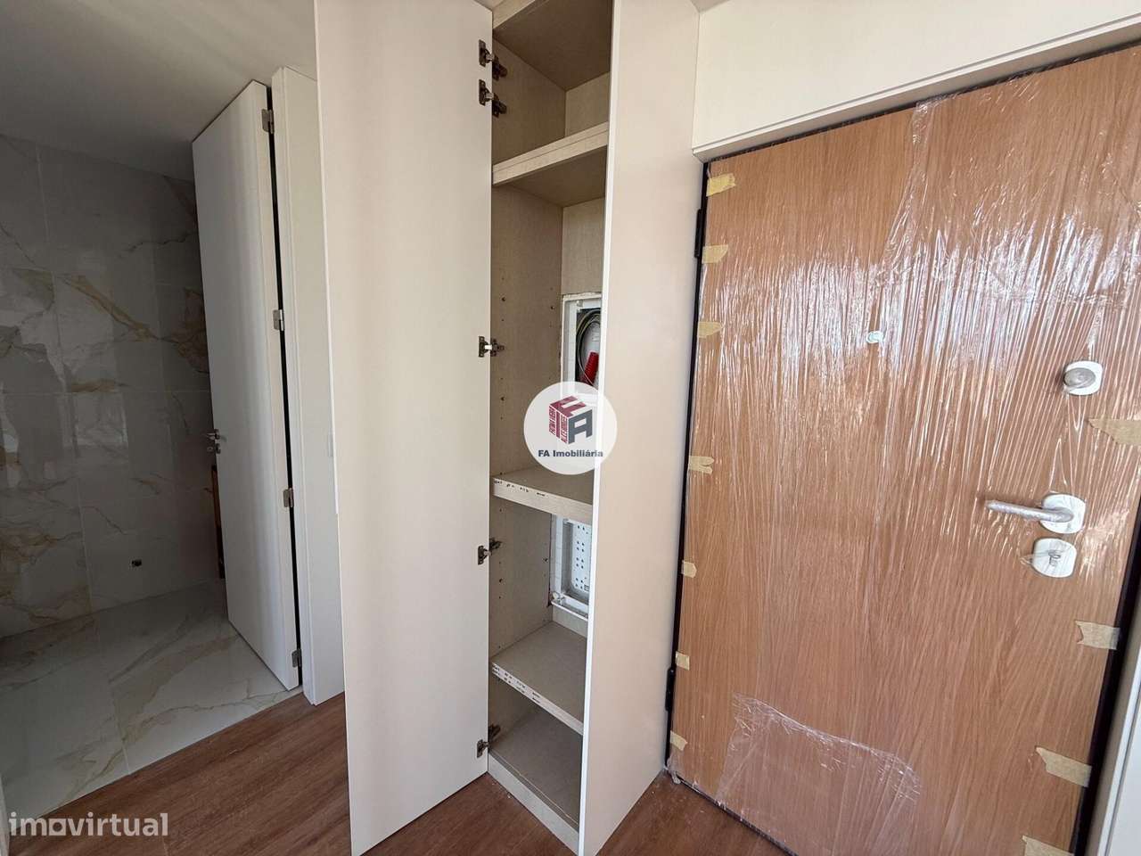 Apartamento T0 Centro Matosinhos-11
