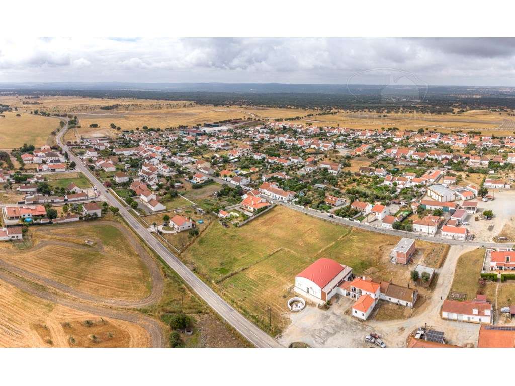 Construa a Casa que Sempre Imaginou | Lote Urbano com 3.704 m² em F...-9