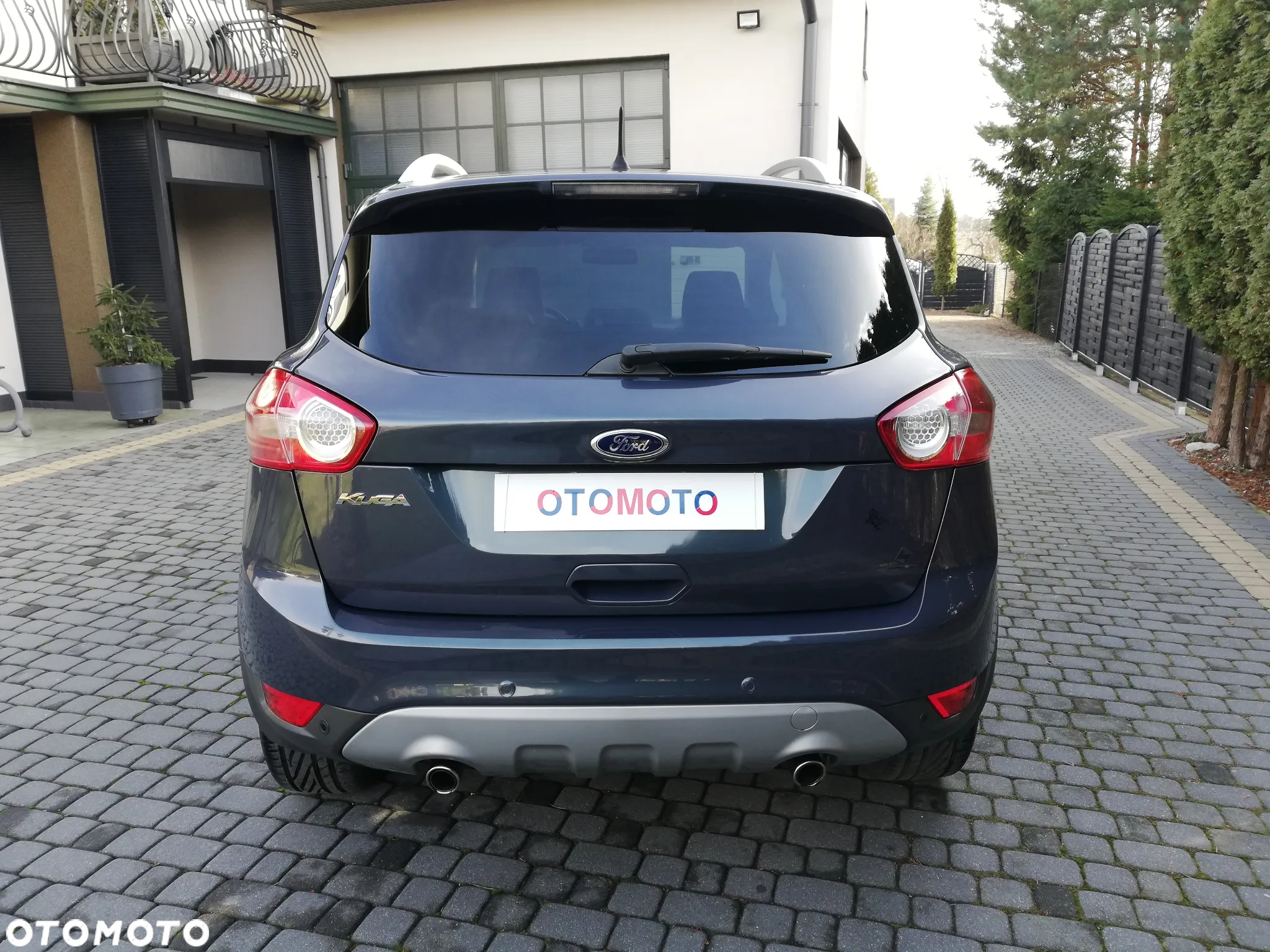 Ford Kuga 2.0 TDCi FWD Titanium - 4