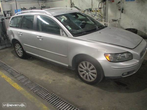 Carro MOT:  D4204T CXVEL: MMT6 VOLVO V50 2004 2.0D 136CV 5P CINZA DIESEL - 2