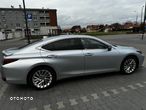 Lexus ES 300h Prestige - 17