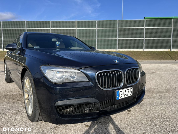 BMW Seria 7 750i xDrive - 4