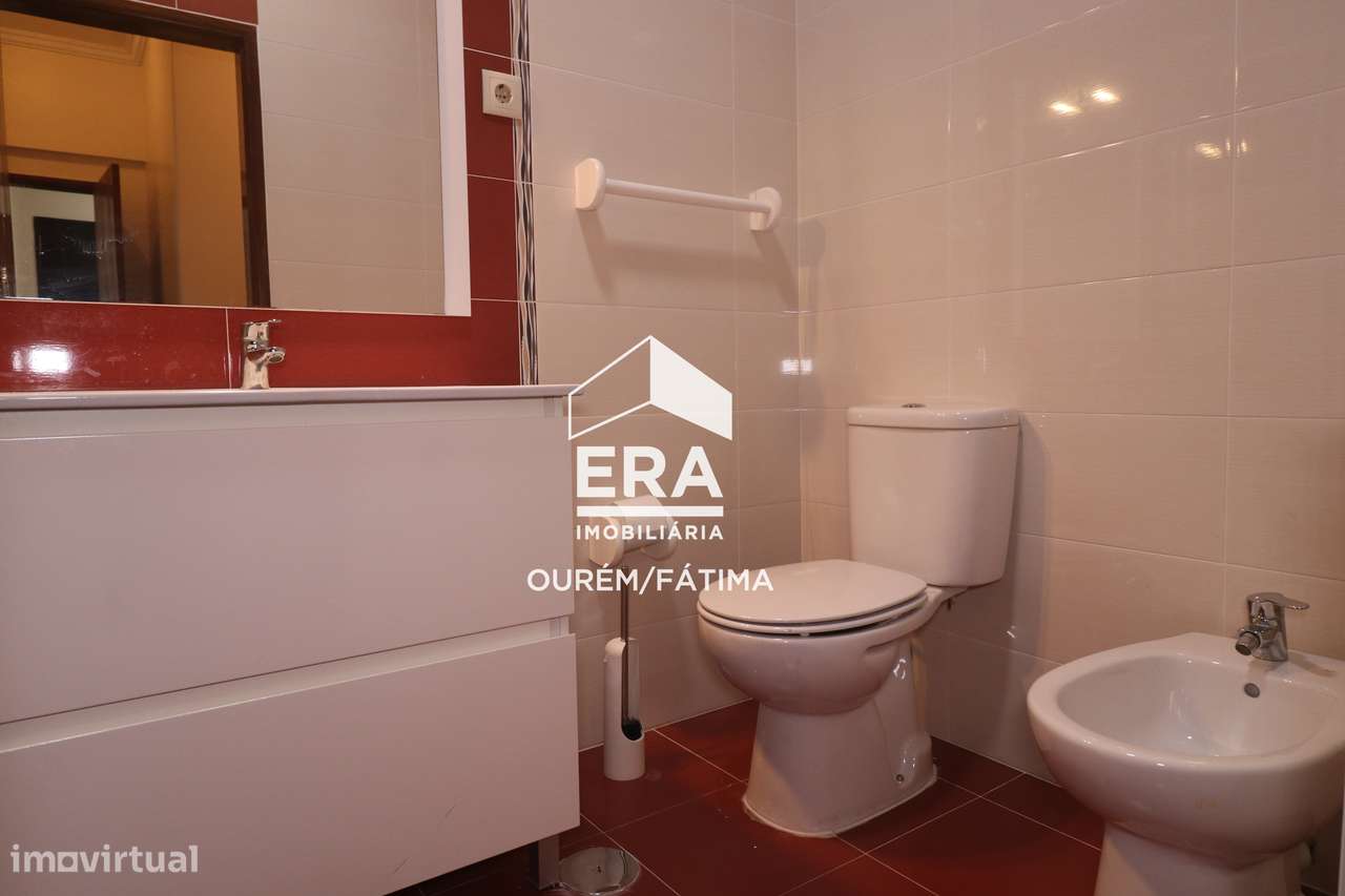 Apartamento T4 em Tomar-11