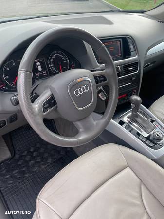 Audi Q5 2.0 TDI quattro Stronic - 11