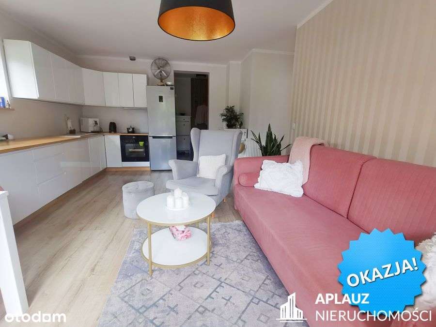 Komfortowy dom z podziałem na dwa mieszkania - świ - Pełny obrazek: 1/19