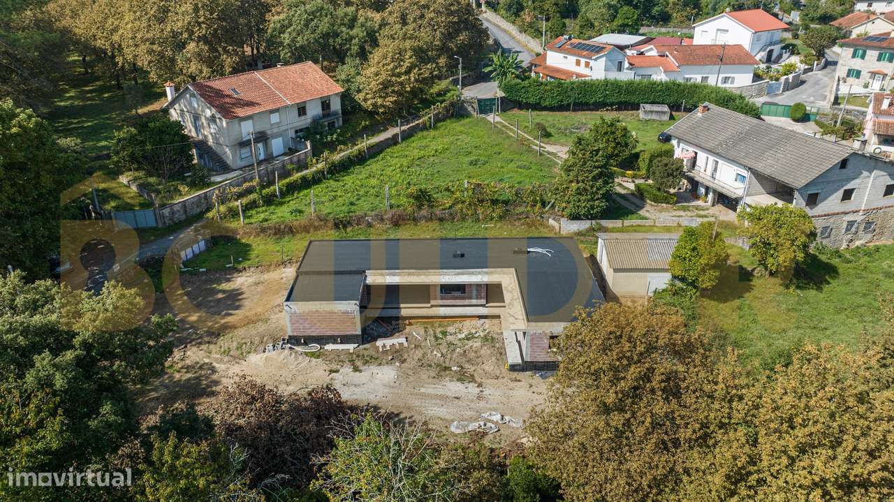 Moradia Isolada T3 Vila Verde Turiz-9