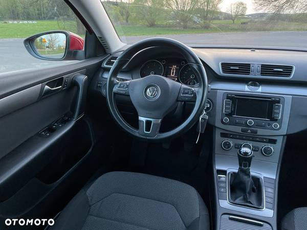 Volkswagen Passat 2.0 TDI - 13