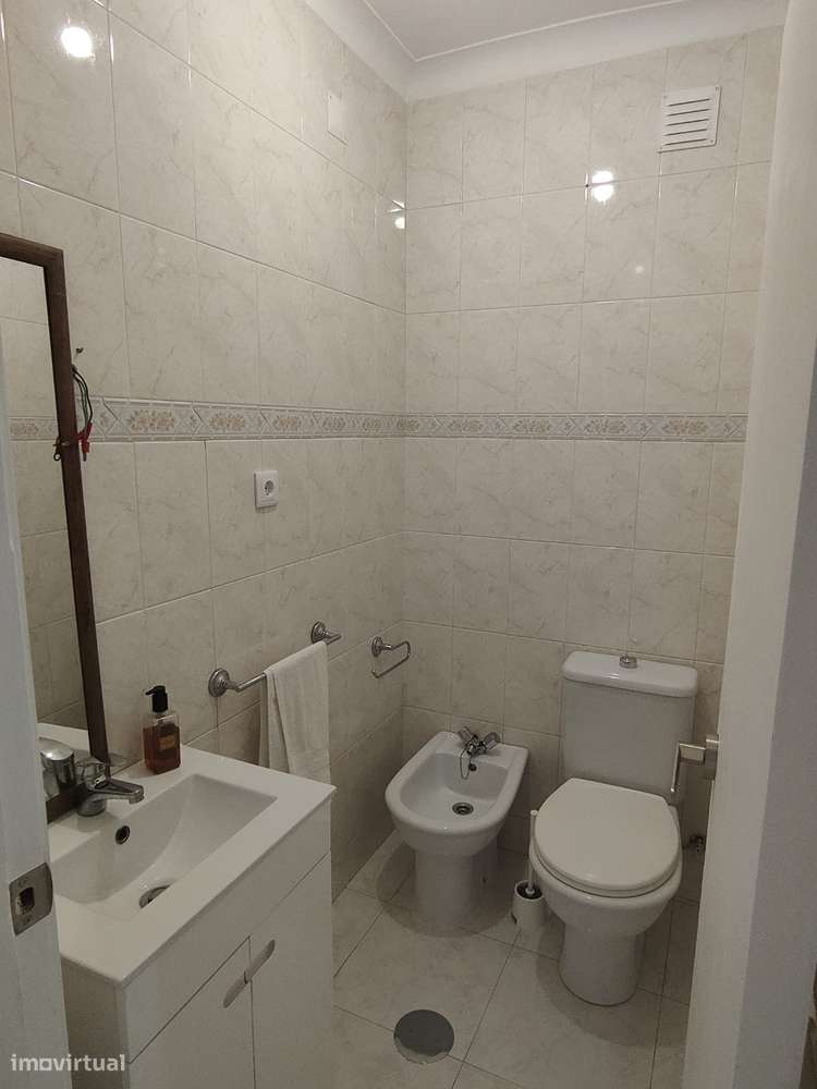 Apartamento T2+1 c/lugar garagem em Oliveira do Douro-21