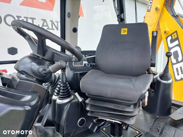 JCB 3CX Contractor - 19