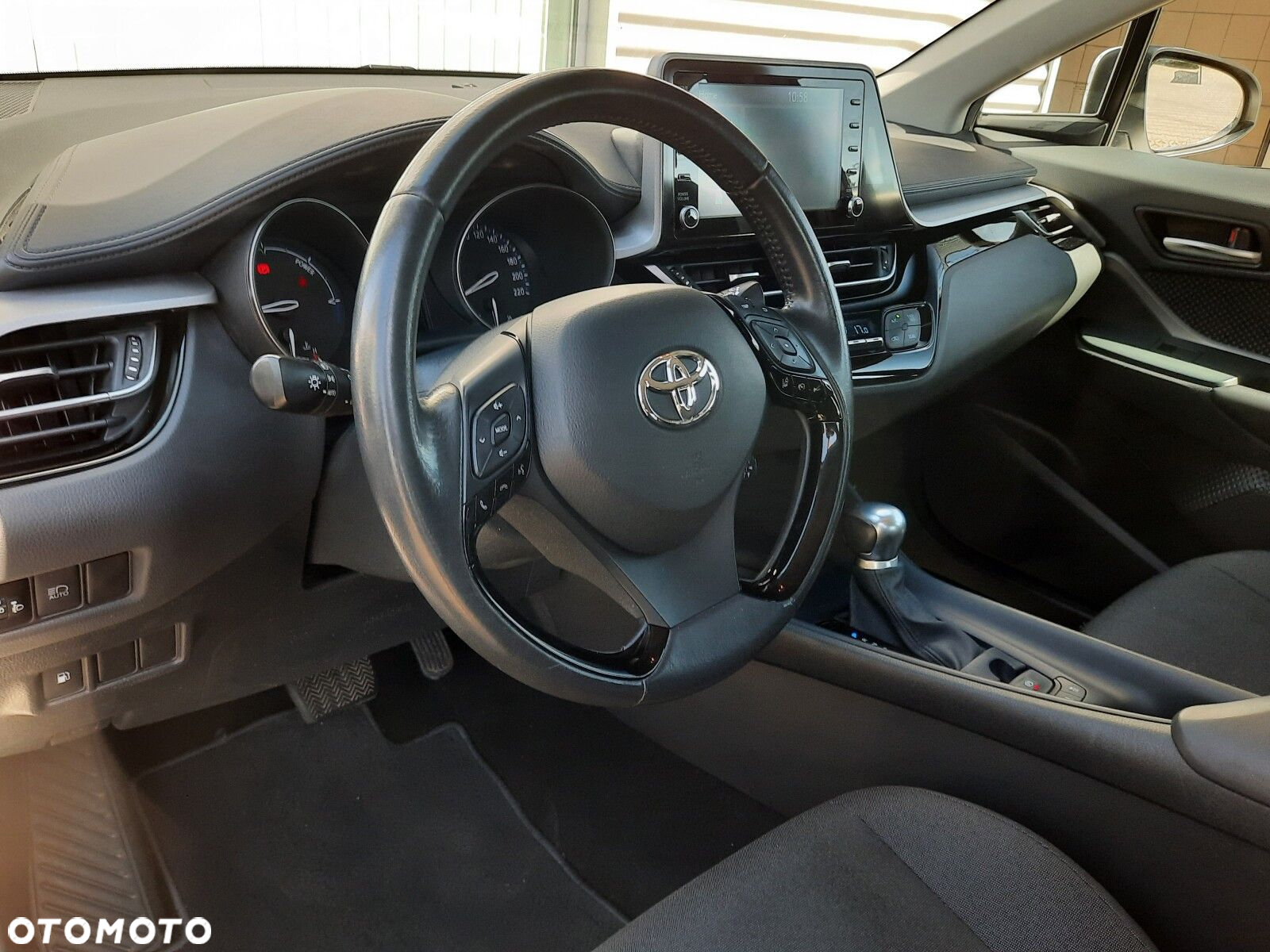 Toyota C-HR 1.8 Hybrid Comfort - 7