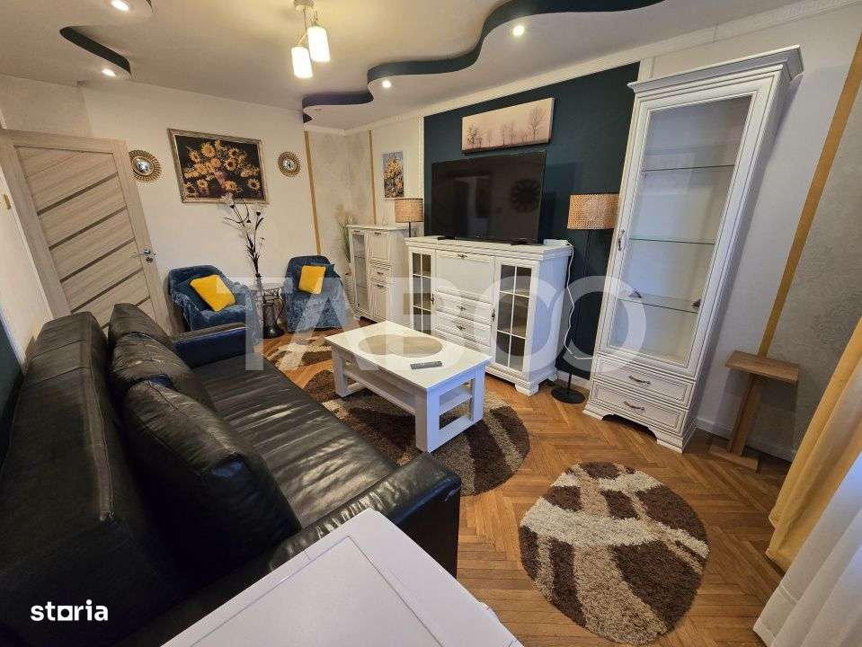 Apartament decomandat 3 camere balcon pivnita lift Vasile Aaron Sibiu - Imagine principală: 2/19