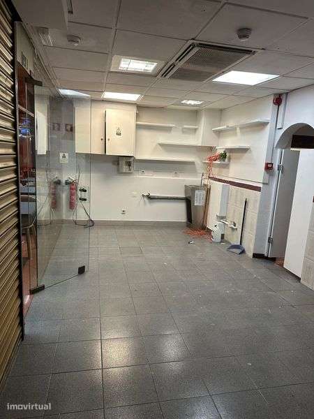 Loja Benfica Restaurante semi-equipado - Grande imagem: 3/6