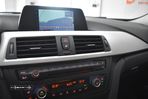 BMW 318 d Auto Exclusive - 32