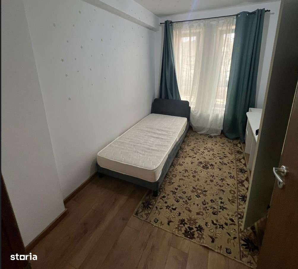 Ap 3 cam decomandat, etaj intermediar, loc parcare, capat Pacurari-9