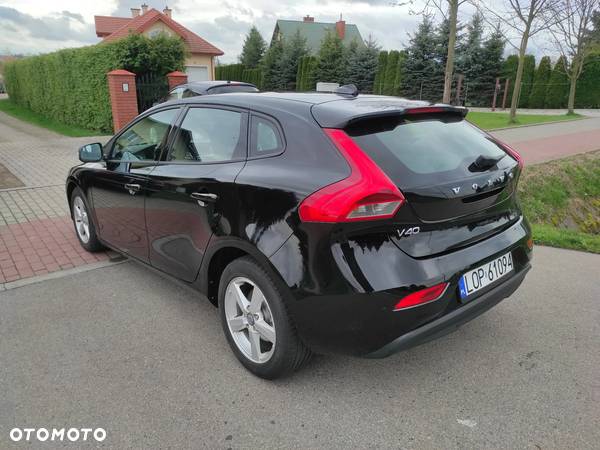 Volvo V40 CC D2 Momentum - 13