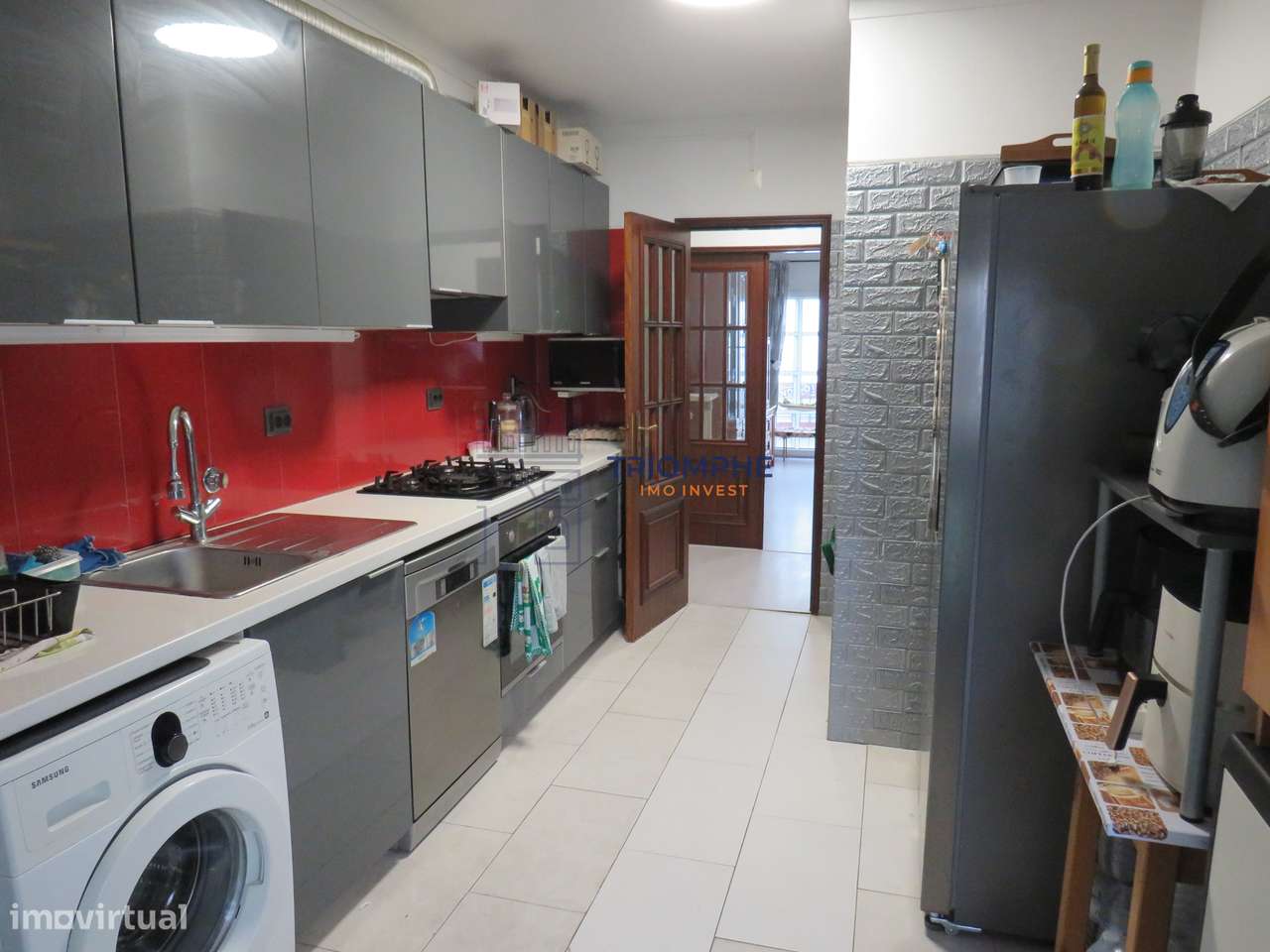 Apartamento T3 Centro da Marinha Grande - Garagem e Pátio Privativo - Grande imagem: 3/12