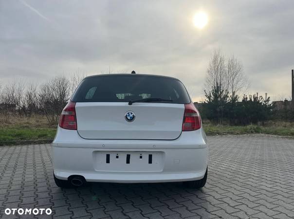 BMW Seria 1 123d DPF Edition Sport - 8