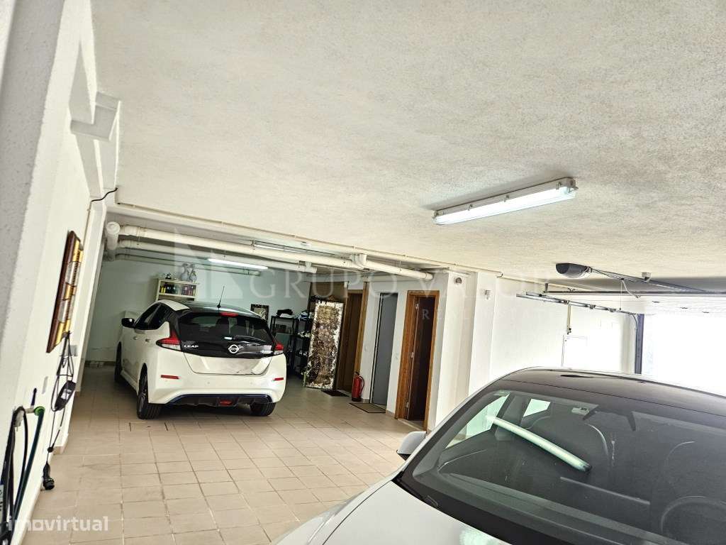 Moradia T4 Geminada com Piscina - Garagem para 3 Viaturas | Sabugo ...-55