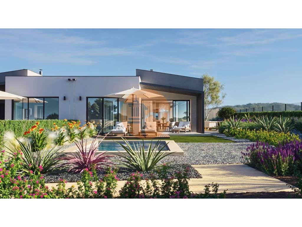 Moradia em banda de 2 quartos com piscina - Grande imagem: 5/23